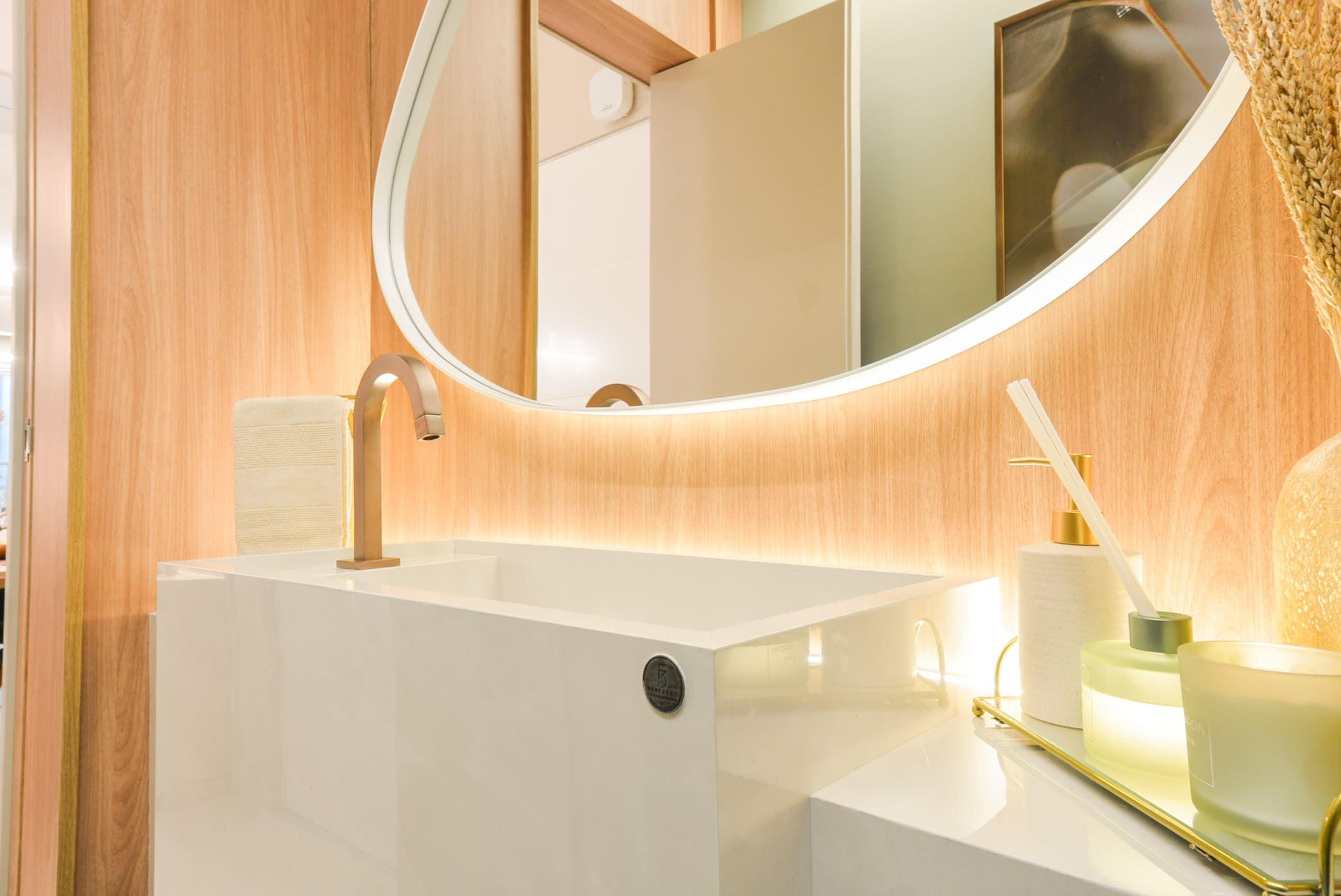 banheiro-em-porcelanato-lamina-ultracompacta-marmore-granito-quartzo-branco-que-nao-mancha (83)