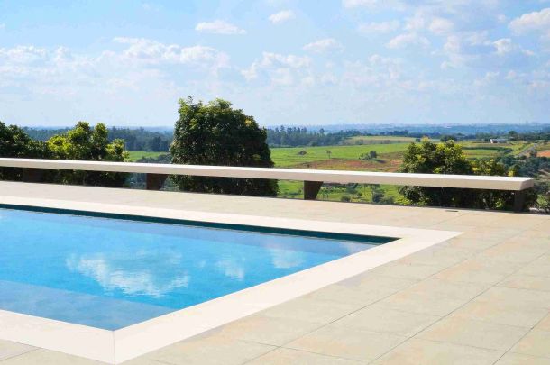 Borda de piscina em lâmina sinterizada, superfícies sinterizadas